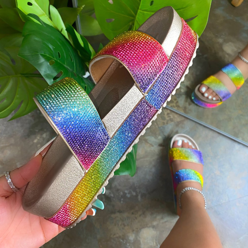 

vertvie Women Slippers Shining Rainbow Slides Female Thick Bottom Crystal Outdoor Beach Women Sandals Zapatos De Mujer 2020, Color 1