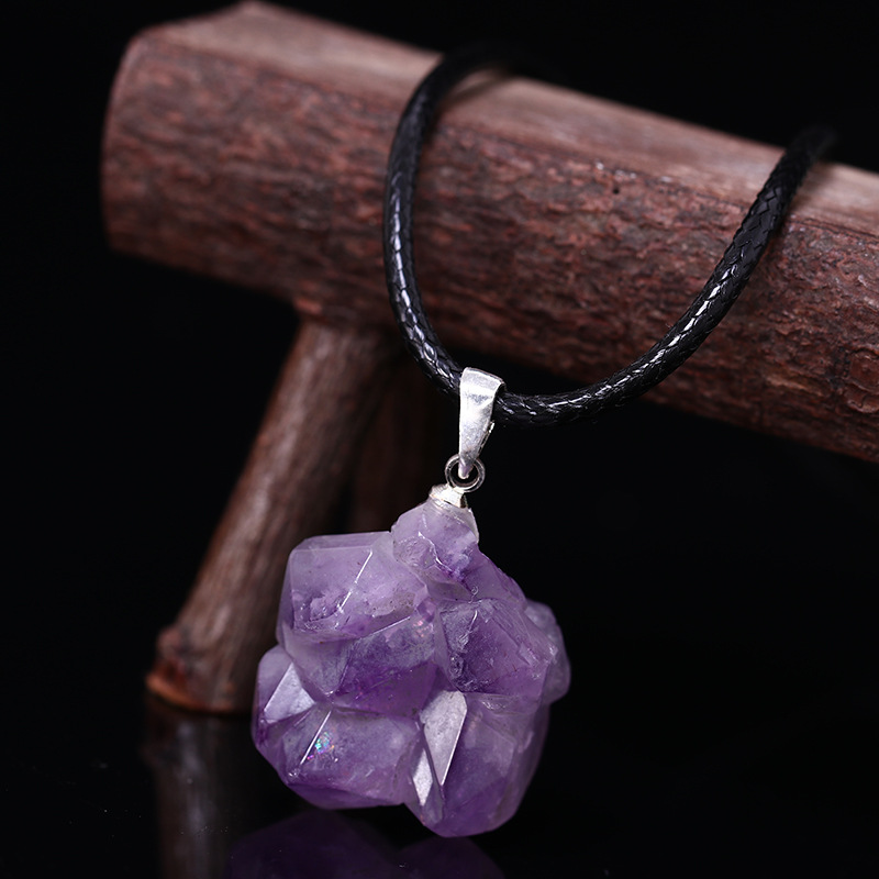 

1pcSimple Reiki Mineral Specimen Pendant Natural Stone Purple Raw Crystal Stone Jewelry Choker Ornament Unisex Necklace Chains