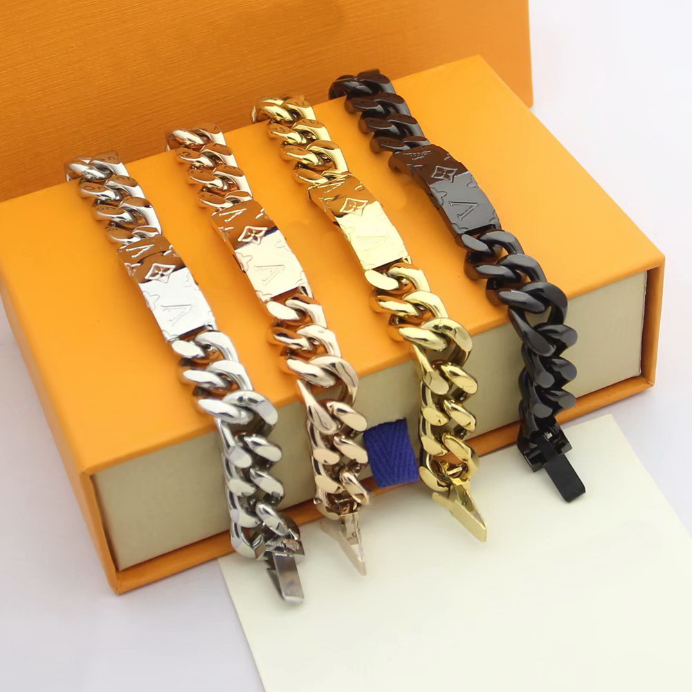 

Europe America Fashion Style Men Lady Women Titanium steel Thick Chain Bracelet With Engraved V Initials Flower Square Pendant M62486, Golden;silver