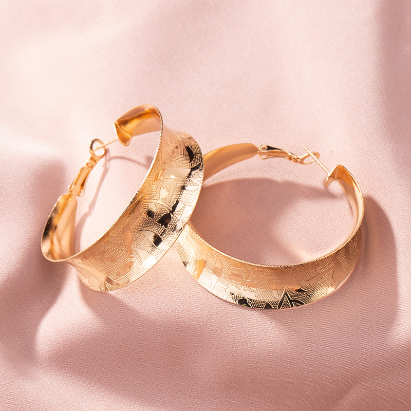 

2020 New Trendy Ins Gold Texture Flower Round Minimalism Minimalist Wide Hoop Earrings Korean Fashion Chic Women Party Jewelry