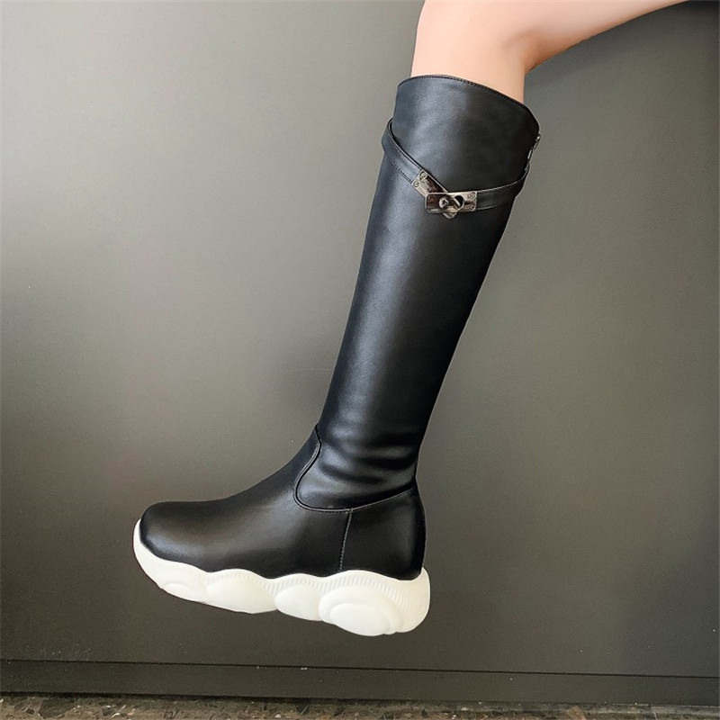 

PXELENA Autumn Winter Shoes Women Knee High Riding Boots Back Zip Metal Decor Flat Platform Knight Boots Comfort 34-45, White autumn