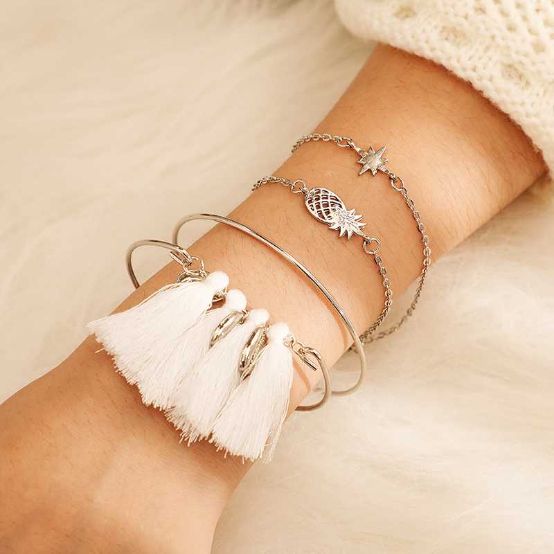 

Boho Pineapple Star Shell Tassel Multilayer Bracelet Set for Women Open Adjustable Bangle Set Party Jewelry 8201