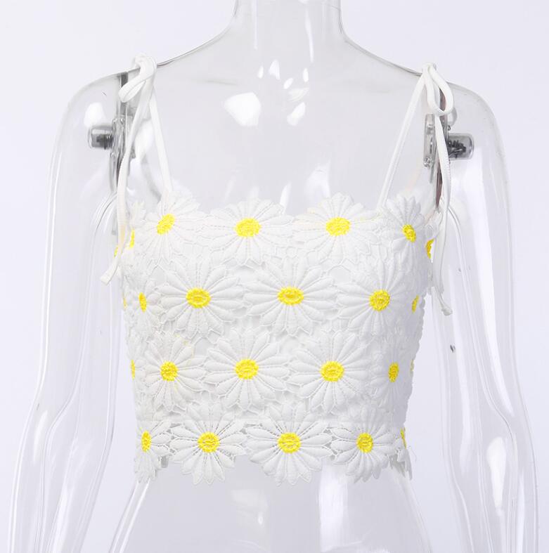 

Flower patchwork sling women summer Lumbar short top, White