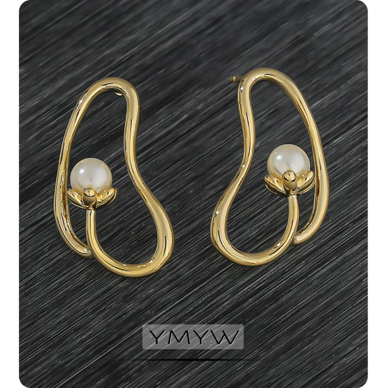 

YMYW Metal Flower Stud Earrings 2020 Creative Korean Fashion Statement Exquisite Charm Real Gold Plated Earrings Jewelry New