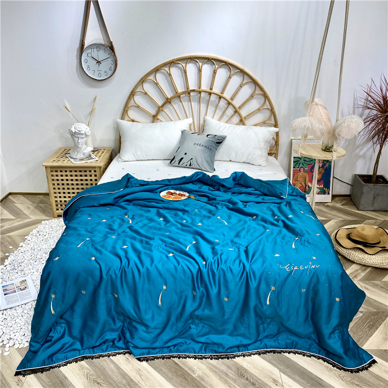

Starry sky lace embroidery double-sided Tencel summer quilt air conditioning quilt core ice silk summer thin, Summer quilt handbag
