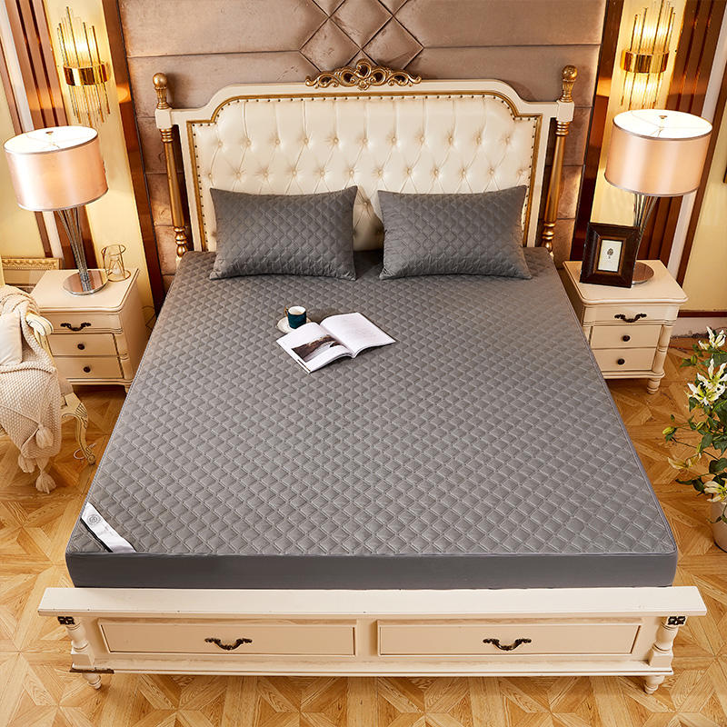 

Waterproof Mattress Cover Washable Solid Color Quilted Mattress Protector with Zipper Anti-mite Soft Bed Pad Cover, Purple
