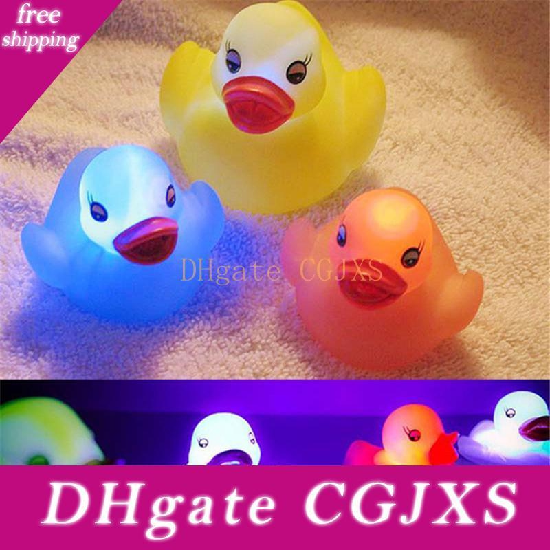 hatching duck egg bath toy