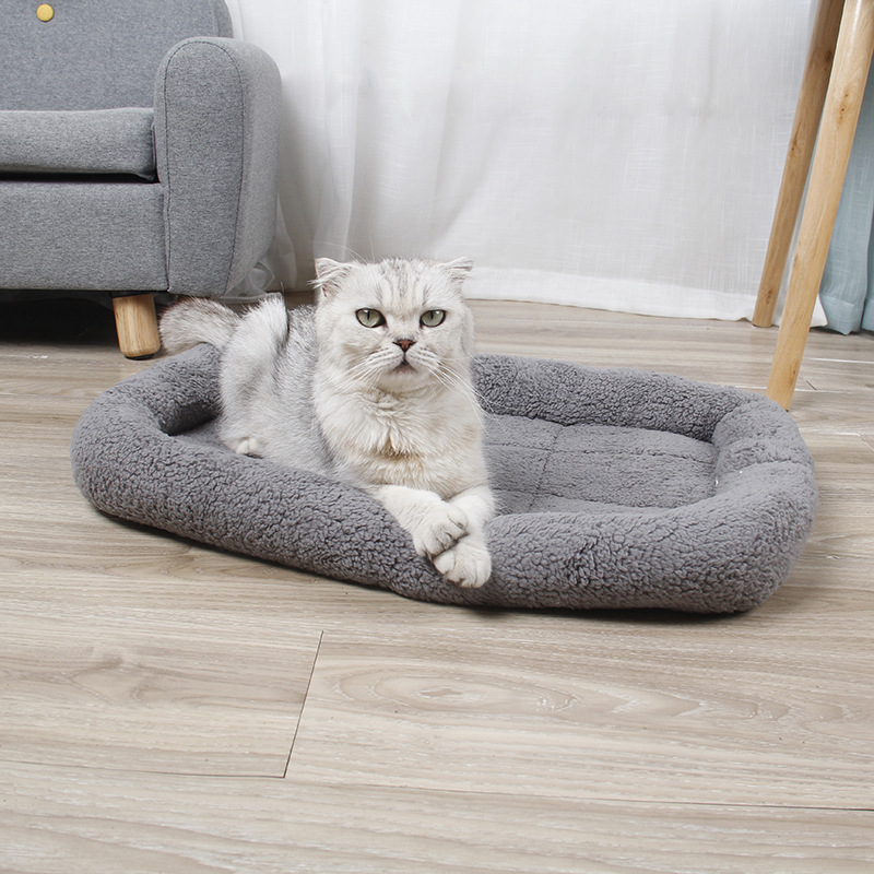 

Pet Dog Bed Soft Warm Short Plush Dogs Mat Car Sofa Pet Cushion Washable Cats Sleeping Kennel Pad Mattress for Dogs Supplies, Pink
