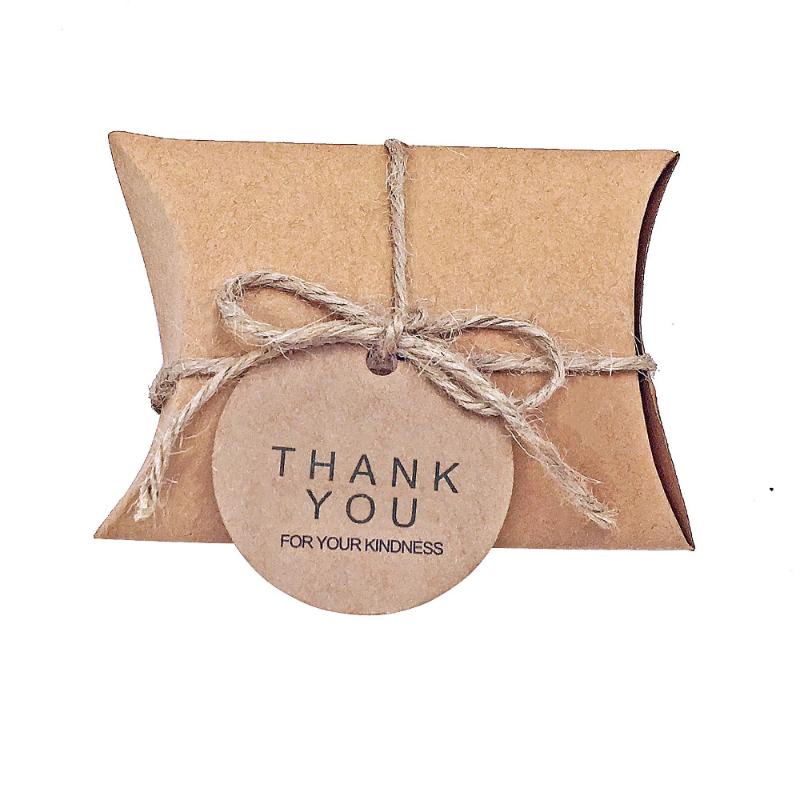 

50pcs Creative Cute Kraft Paper Pillow Candy Box Wedding Like Gift Candy Box with Label Family Party Birthday Wedding Supply