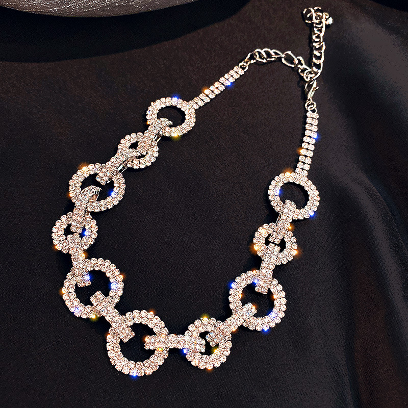 

Chokers Designer Style Fashion Rhinestone Necklaces For Women Shining Unique Circular Connect Jewellery 1pcs Wholesale