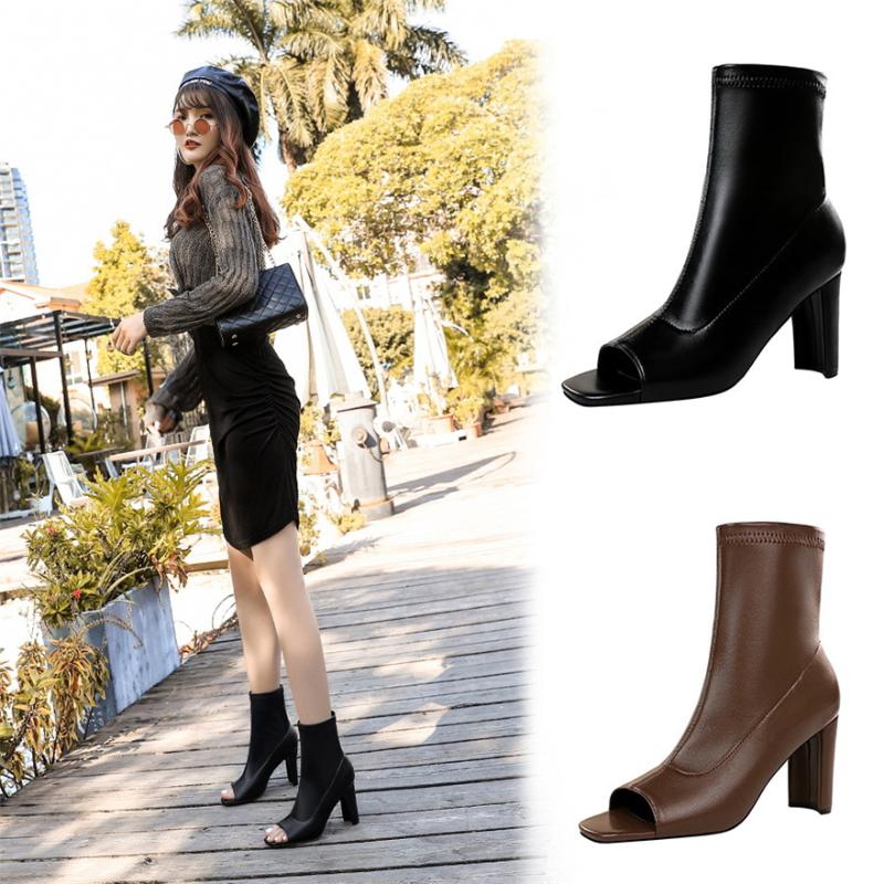 

Metal Square Toe Women Shoes 2021 New Rock Style Retro Rivet Woman Ankle Boots Flock Leather Ladies High Heels Warm Fashion Boot, Black