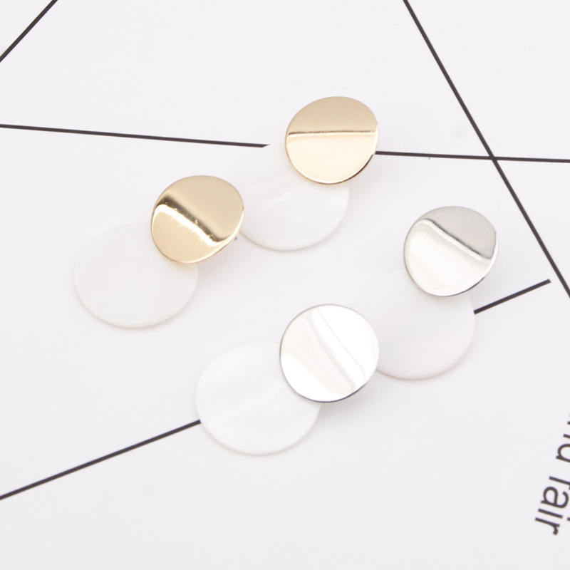 

Women Hit Color Earrings Metal Alloy Earring Trendy Earring Round Shell Earrings Ladies Costume Jewellery Vintage