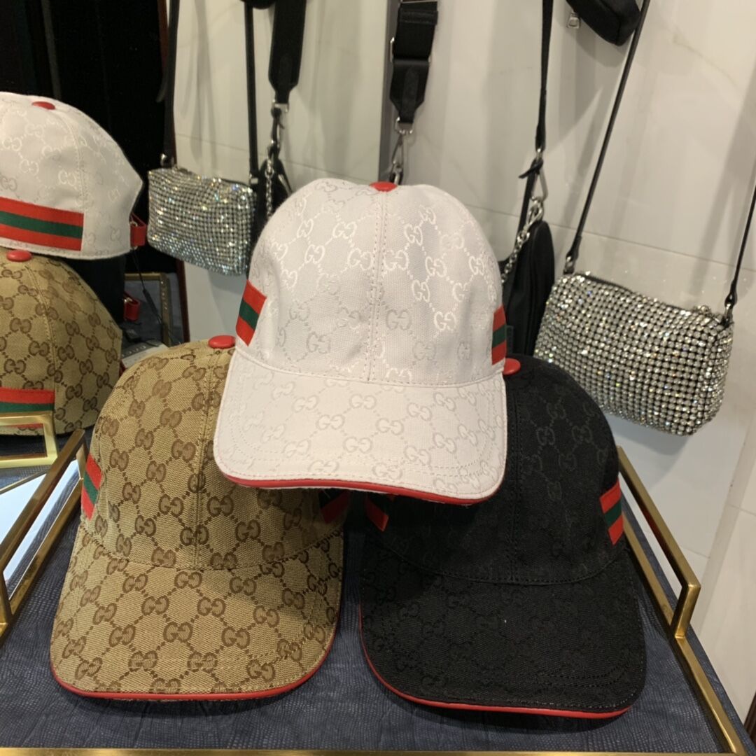 

Free shipping 2020 Wholesale Fashion Mens Baseball Caps New Hats Men Women casquette Sun Hat Sports hats for Men Women Embroidery Caps G008, Black