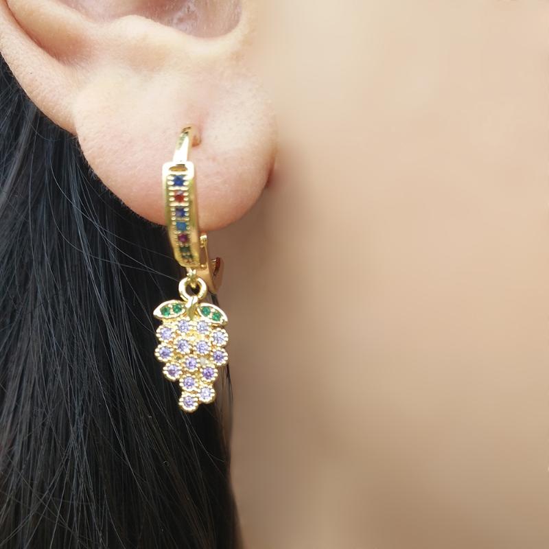 

Purple Cute Grape Earrings Fruit CZ Two Piece Ear Piercing Jewelry for Girl pendientes dorados pequenos Mini Fruit Earring Hoops