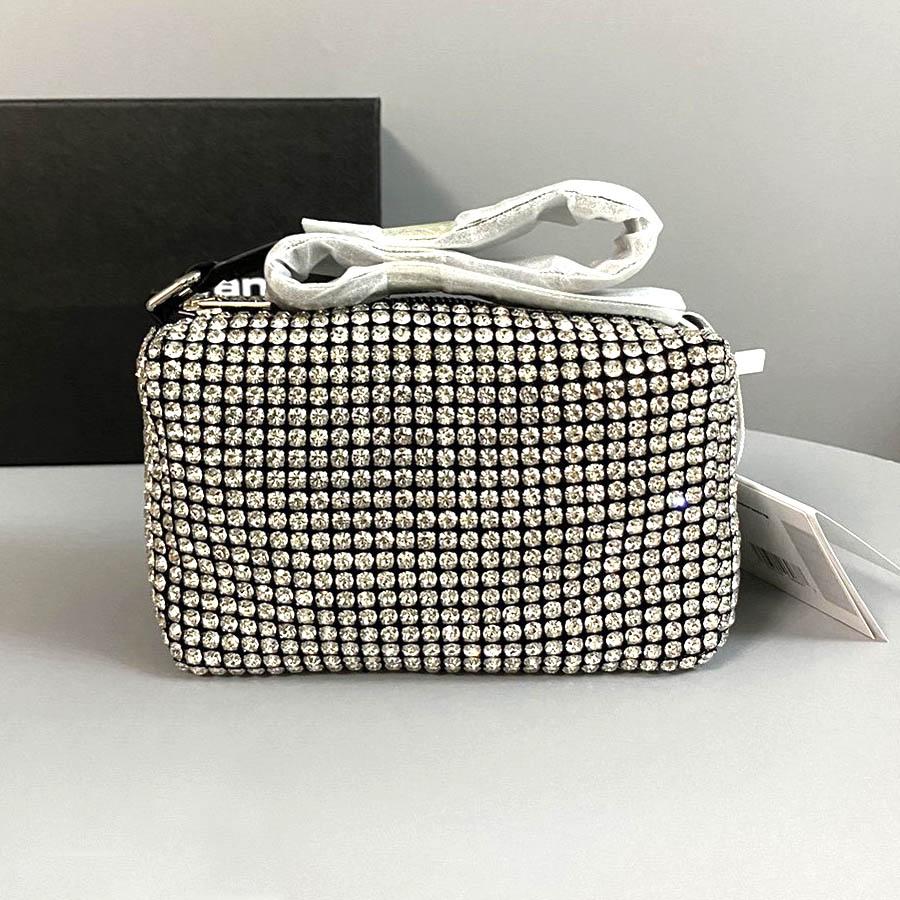 

Hot sale new fashion woman bag designer diamond bags luxury handbag lady shoulder bags fashion bag women purses womens handbags free box, Red