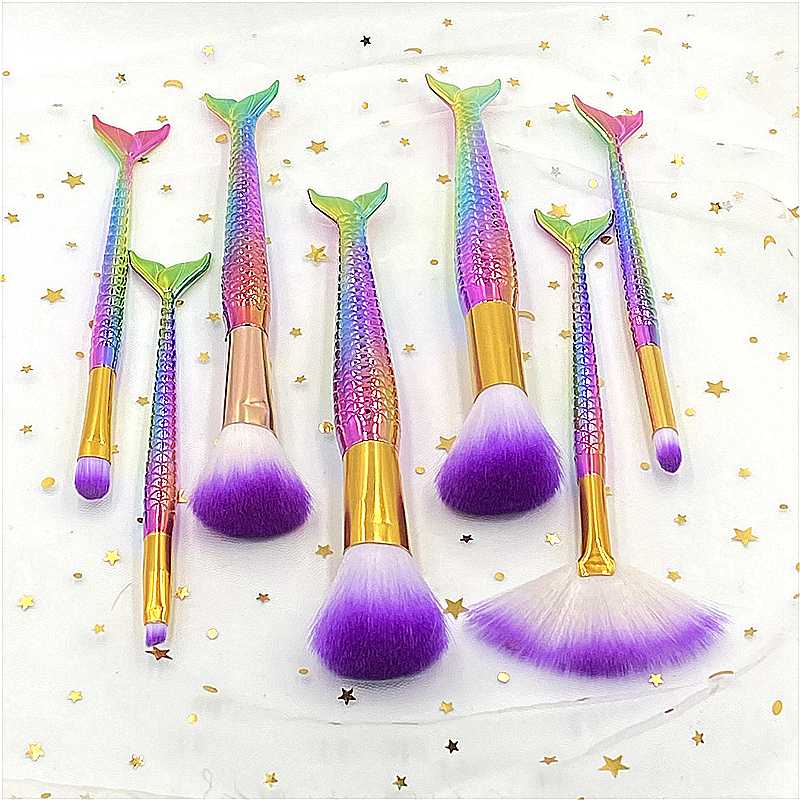 

Good looking Mermaid-themed makeup brush Loose Powder Blush Eyeshadow Lip Brush professional cosmetic Beauty tool Single