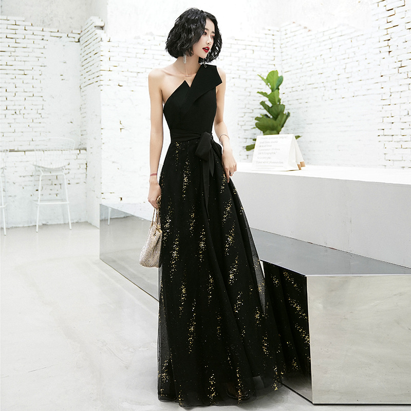 

Black Chinese Oriental Wedding Female Noble Cheongsam One Shoulder Evening Dress Elegant Modern Celebrity Banquet Dresses