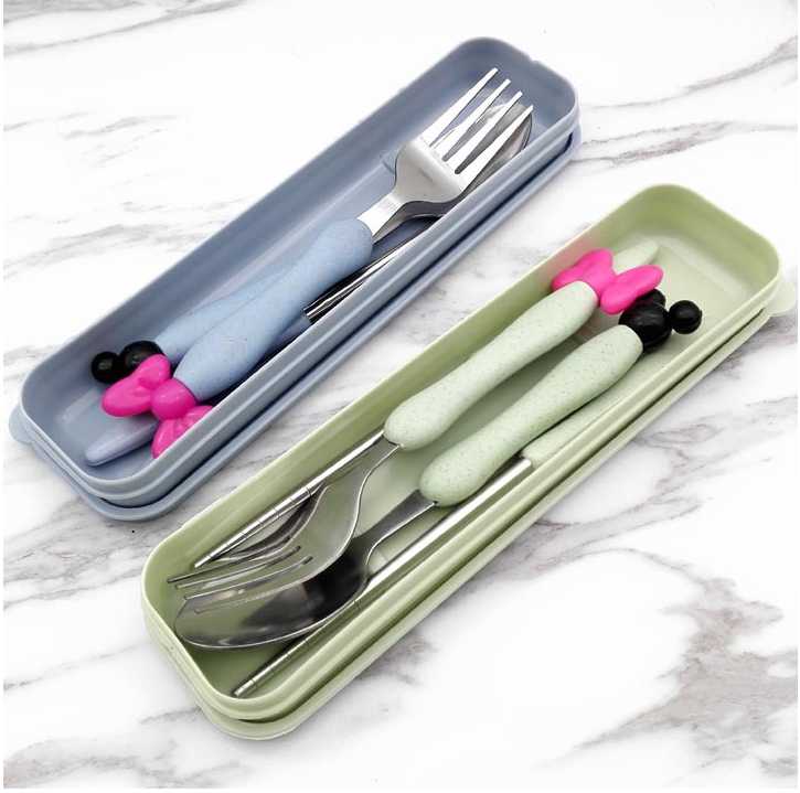 

GH 2pcs Baby Spoons Feeding Dishes Tableware for Children Flatware Cutlery Spoon Silicone Feeding Soft Head Spoon with Box