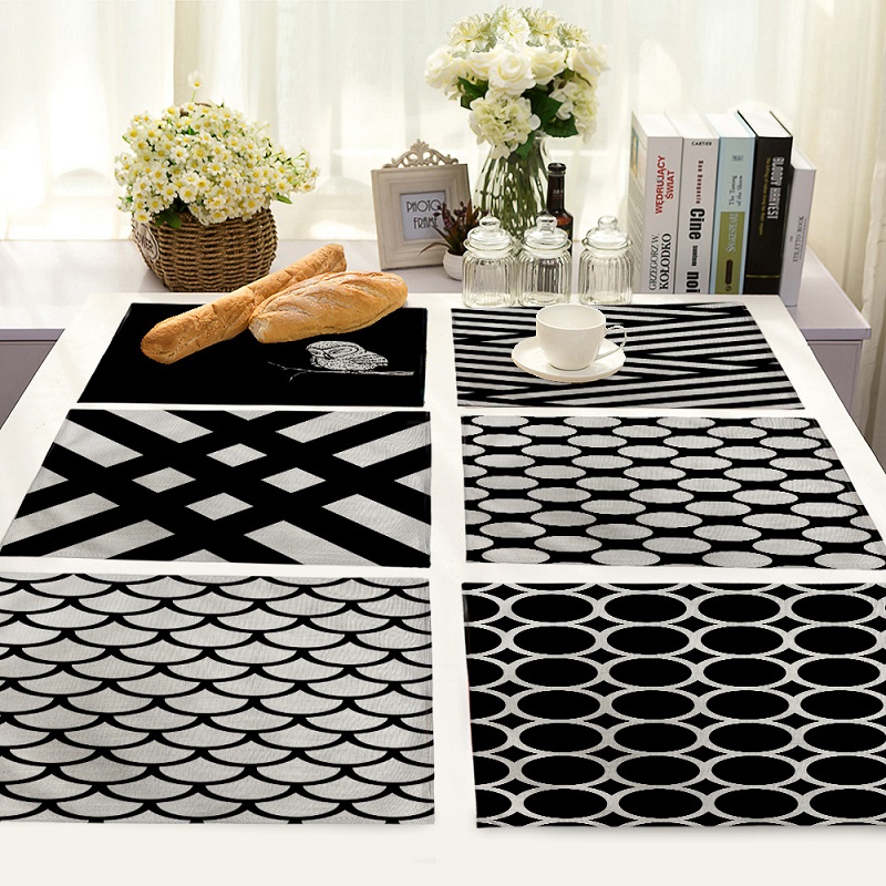 

Artistic Black And White Stripes Life 4 Pieces Set Kitchen Table Mats Cotton Linen Table Napkin Stripe Decorative Placemats