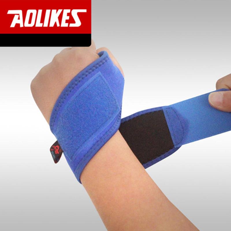 

AOLIKES 1PCS Sports Wristband Wrist Support Straps Wraps for Cycling Running Weight Lifting Fitness Gym Tennis Hand Bands, Black