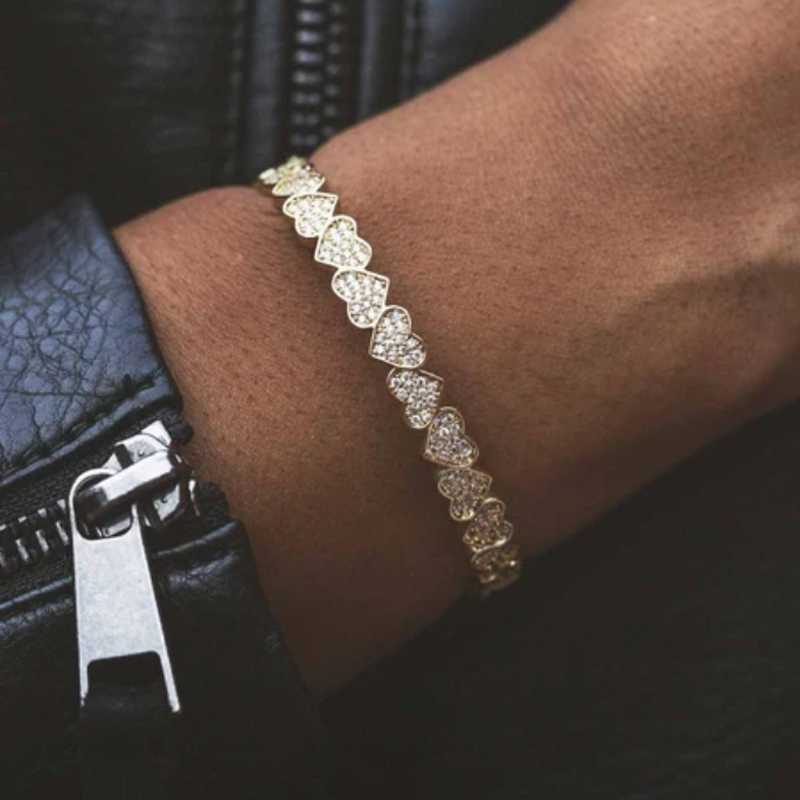 

CZ Heart Bracelets & Bangles cz Heart link Bangles For Women Female Fashion Bracelet Jewelry 56-56mm 2020 new