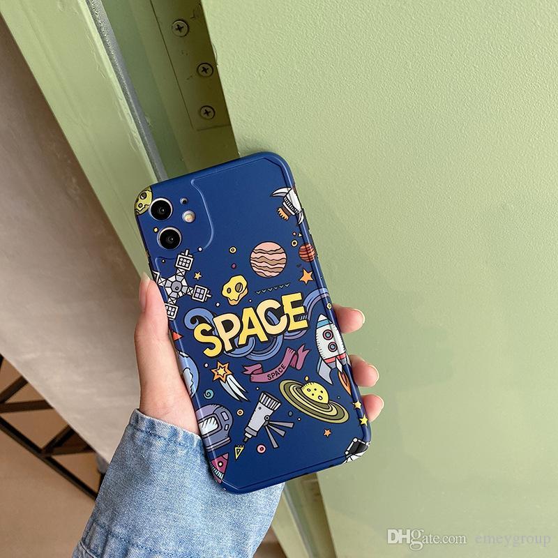 

New Pretty Space Moon Astronaut Phone Cases For iphone 7 8 X SE Case For iphone 6 7plus XR XS 11 Pro Max Planet Star Frosted Soft Cover