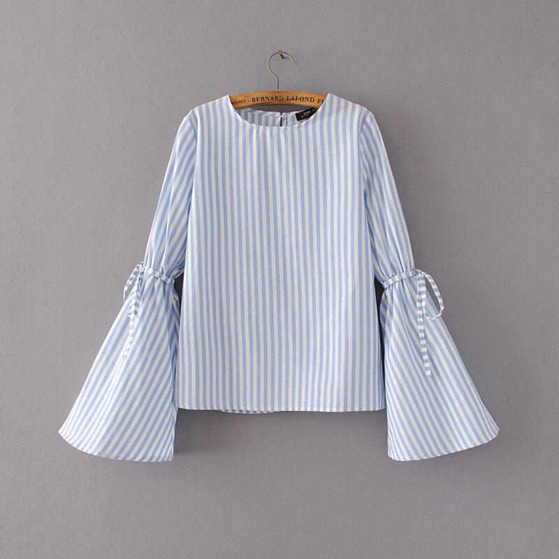 

Fashion Women Vintage elegant Flare Sleeve Striped Shirts Casual O-Neck Blouses Feminine Loose Tops Two colors S1582, As pic