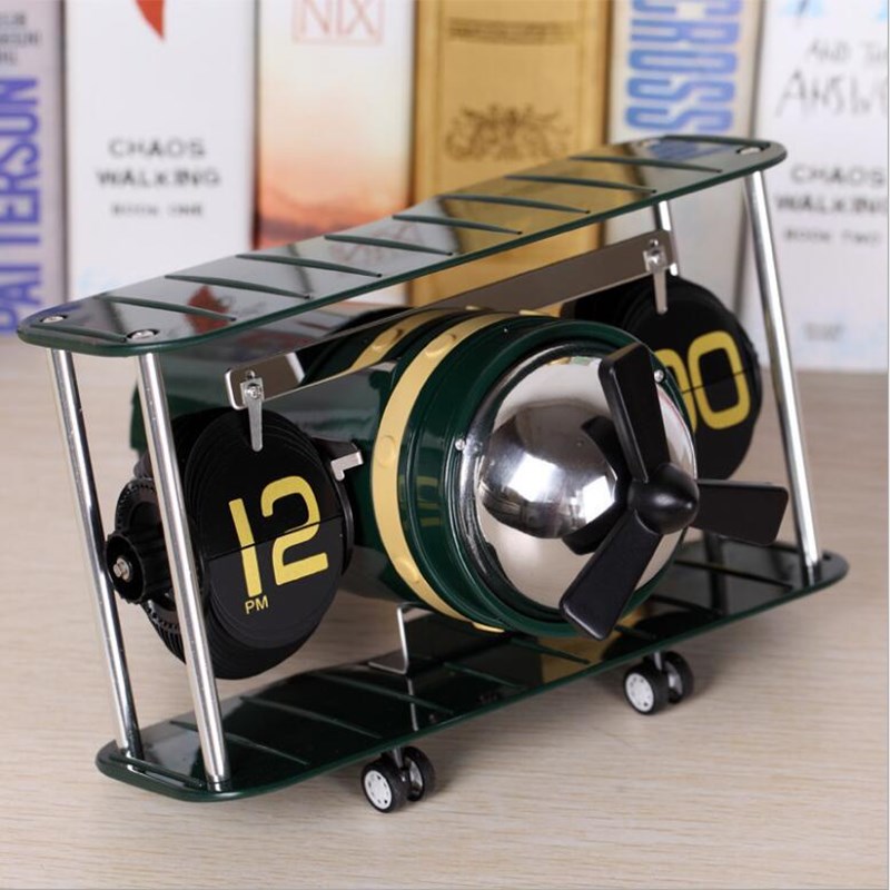 

Aircraft head automatic flip clock European-style clock retro aircraft fighter model table home decor craft small ornament