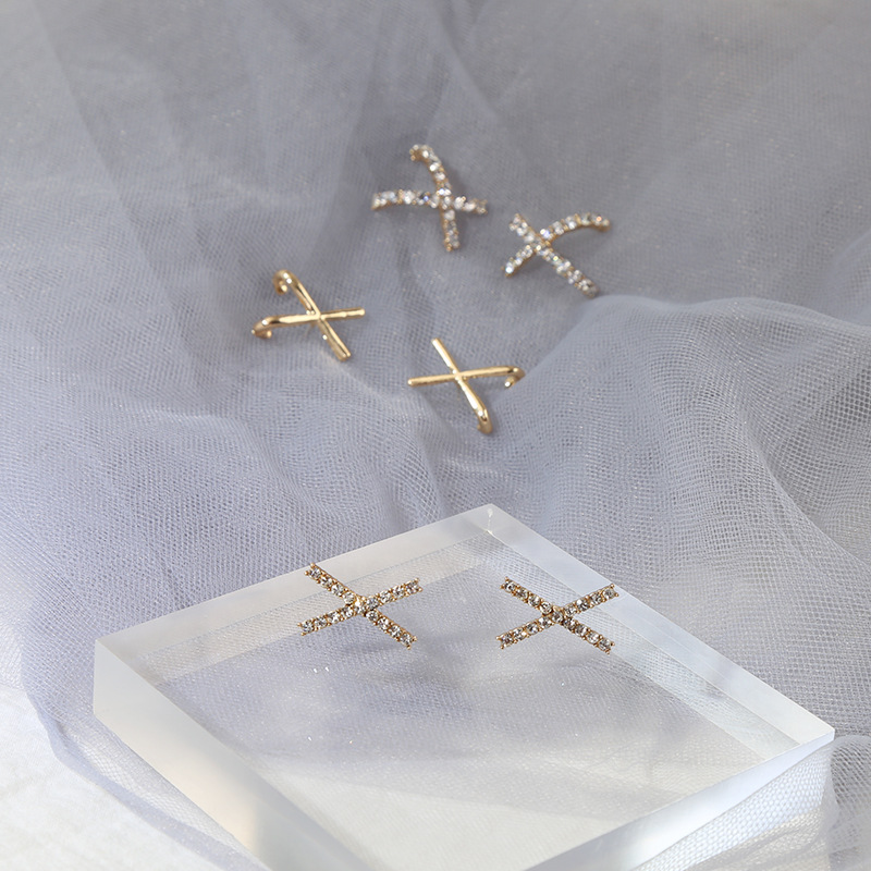 

Chic X Cross Zircon Earrings For Women Simple Wild Popular Geometric Woman's Earrings for Party Wedding 2020 Women Jewelry