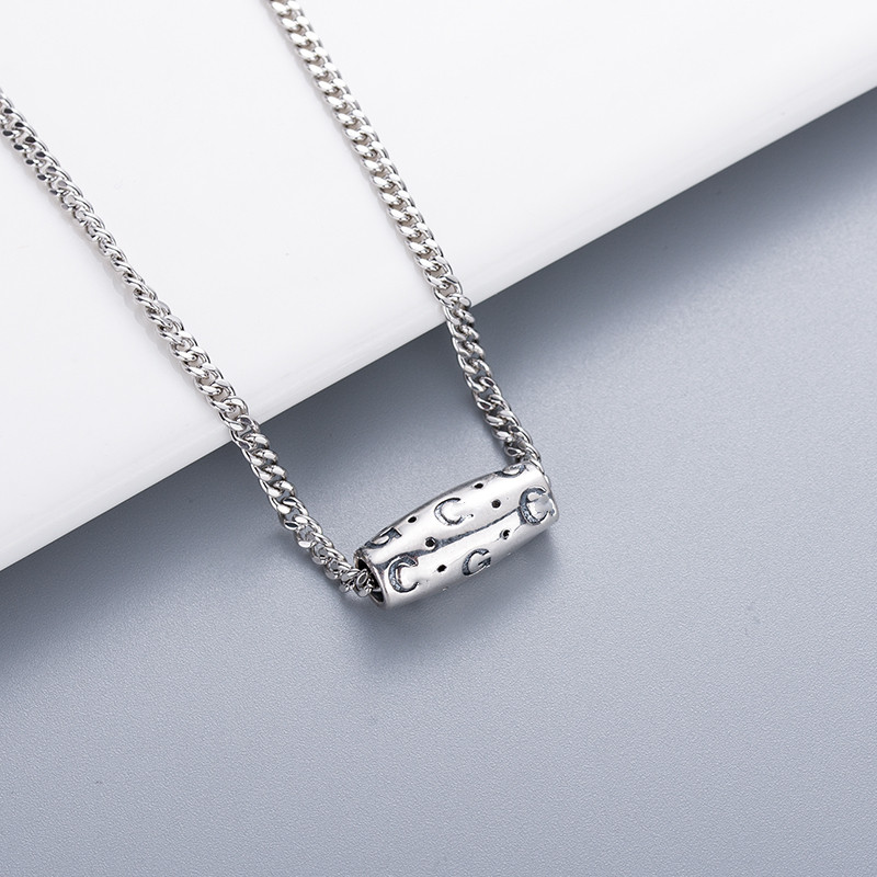 

Charm Necklace Supply Box High Quality Silver Plated Necklace Fashion Letter Necklace for Unisex Jewelry Supply