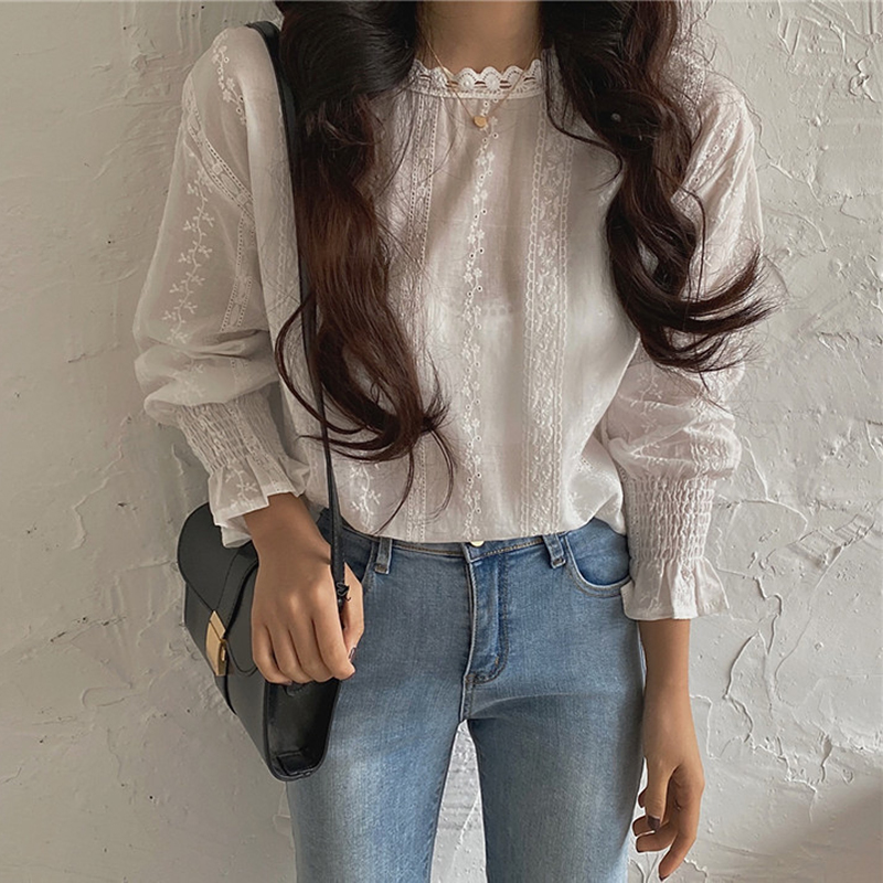 

Vintage White Cotton Blouse Women summer O Neck Long Sleeve Lace Patchwork Blouses tops female Shirt blusas camisas mujer, As pic