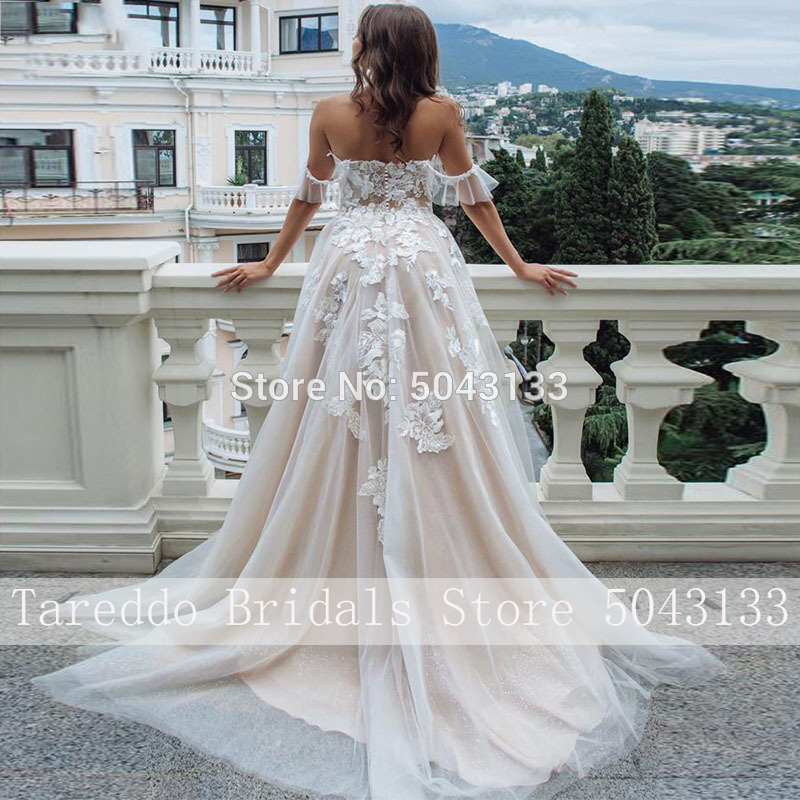 

2020 Sexy Sweetheart Lace Appliques Wedding Off Shoulder Sleeveless Tulle Wedding Gowns for Brides Formal, White
