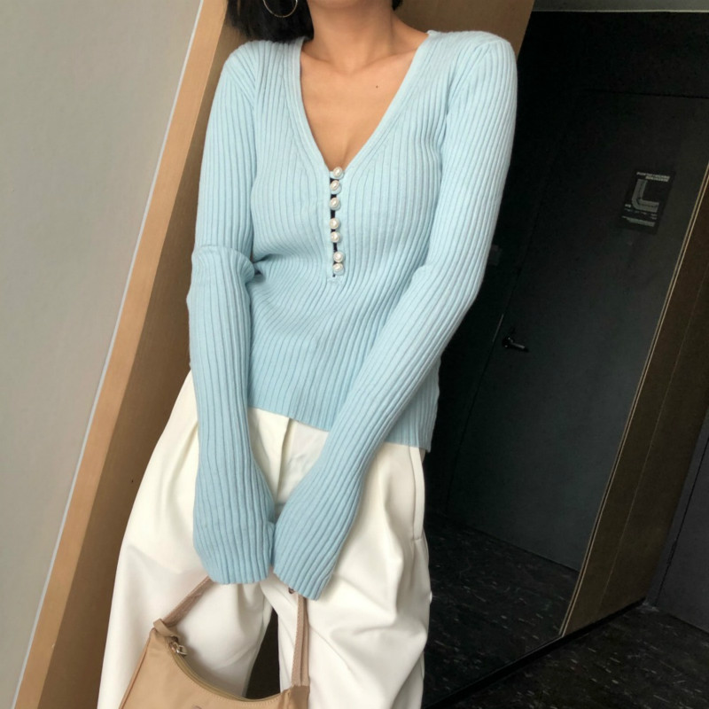 

2020 Autumn Winter Pearl Button Up Flare Sleeve Knitted Pullover Sweaters Women New Black Light Blue Casual Long-sleeved Jumpers