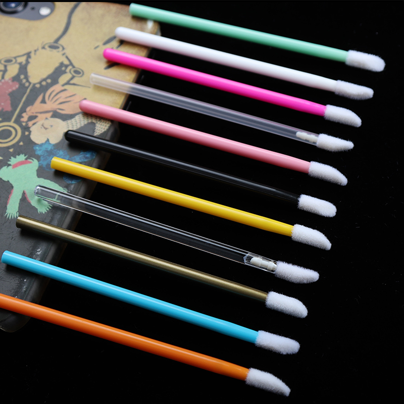 

100pcs Makeup Disposable Lip Brush Lipstick Mascara Wands Brushes Cleaning Eyelash Eyebrow Lip Gloss Applicators Tools