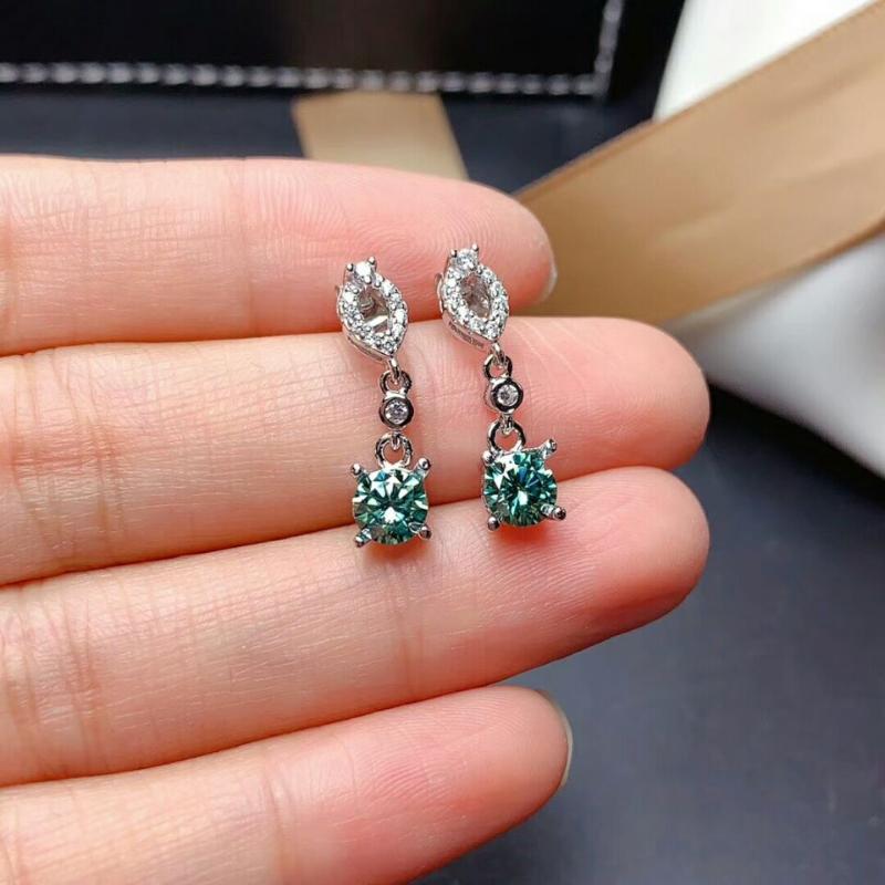 

MeiBaPJ Top Quality 5mm Moissanite Drop Earrings 925 Sterling Silver Fashion Ear Dtuds Fine Jewelry for Women