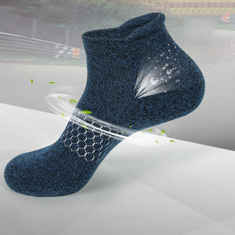 

Cotton Men Sport Socks Breathable Cycling Socks Outdoor Basketball Soccer Running Compression Elastics for Adults, Blue