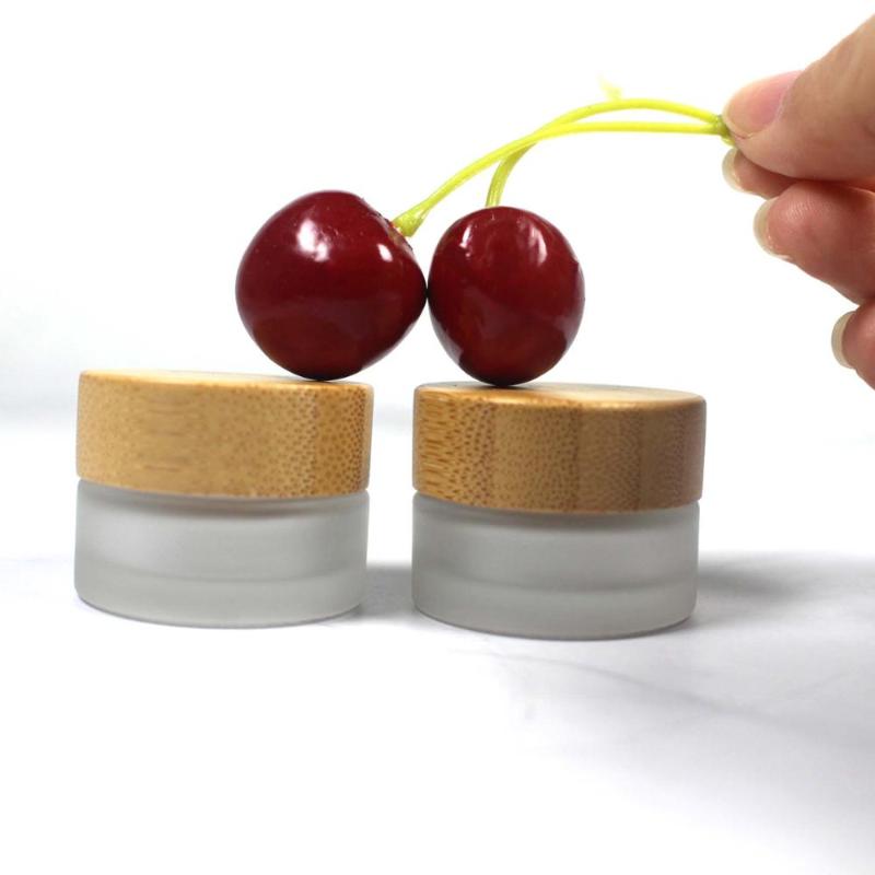 

5g Mini glass frosted jar with bamboo cover without white inner cushion