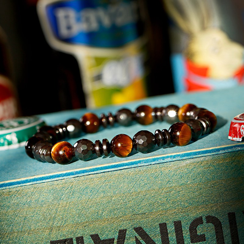 

OIQUEI Beaded Bracelet Men Hommes Charm Tiger Eye Hemitate Stone Yoga Bracelet Mens Jewellery Boyfriend Gifts pulseira masculina