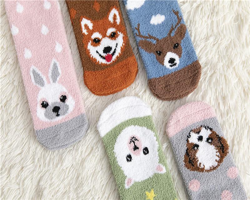 

Womens Designer Stockings Fashion Thick Winter Lovely Cartoon Print Panelled Womens Underwears Casual Females Clothing Cute Animal Print