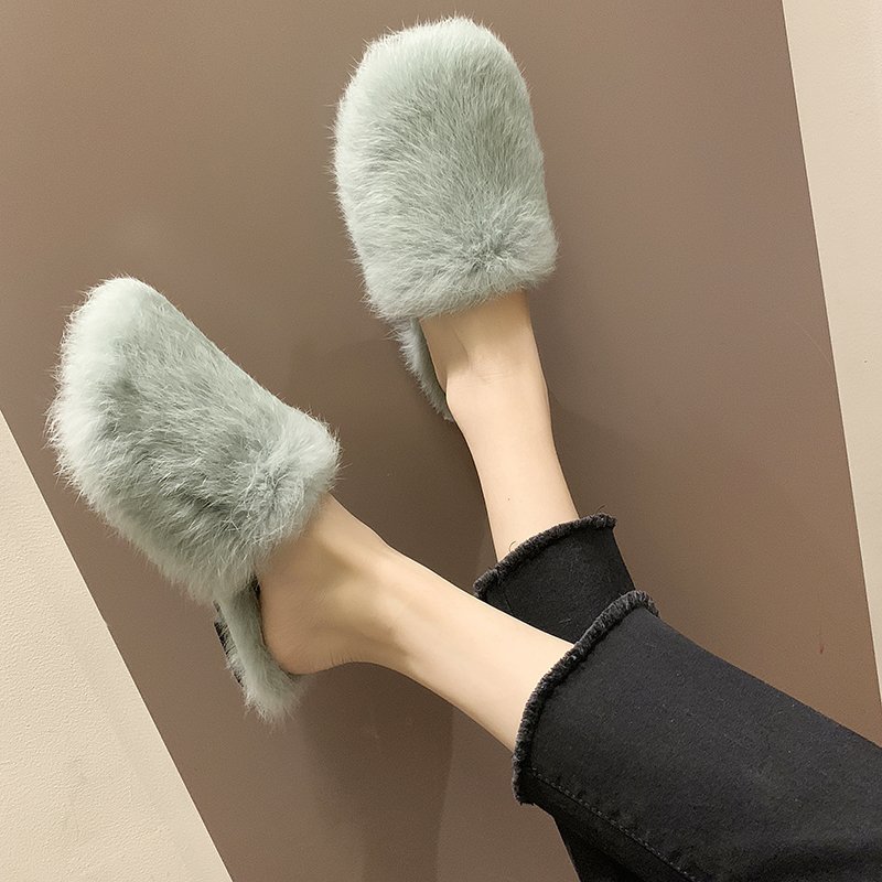 

Lucyever Women's Warm Plush Home Slippers Autumn Winter 2020 Round Toe Slip on Fur Slippers Woman Flat Heels Casual Slides Shoes, Brown