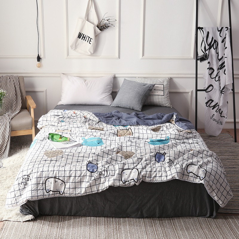 

Hot Sales Flannel Blanket Office Nap Air Conditioning Quilt Towel Thin Sheet Thickening Winter Coral Blanket, Lavender
