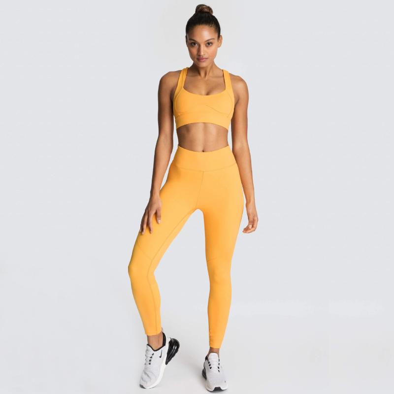 

Seamless Gym Set Women 2 Piece Yoga Sets Sports Suits Plus Size Fitness Workout Clothes Back Buckle Sports Bra High Waist Pants, Black