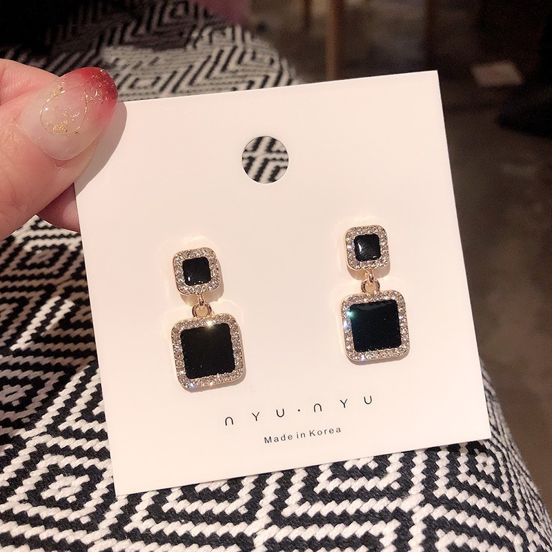 

Tiny Geometric Black Square Star Drop Earrings for Women 2020 Fashion Enamel Crystal Earring Korean Gold Brincos Jewelry Gift