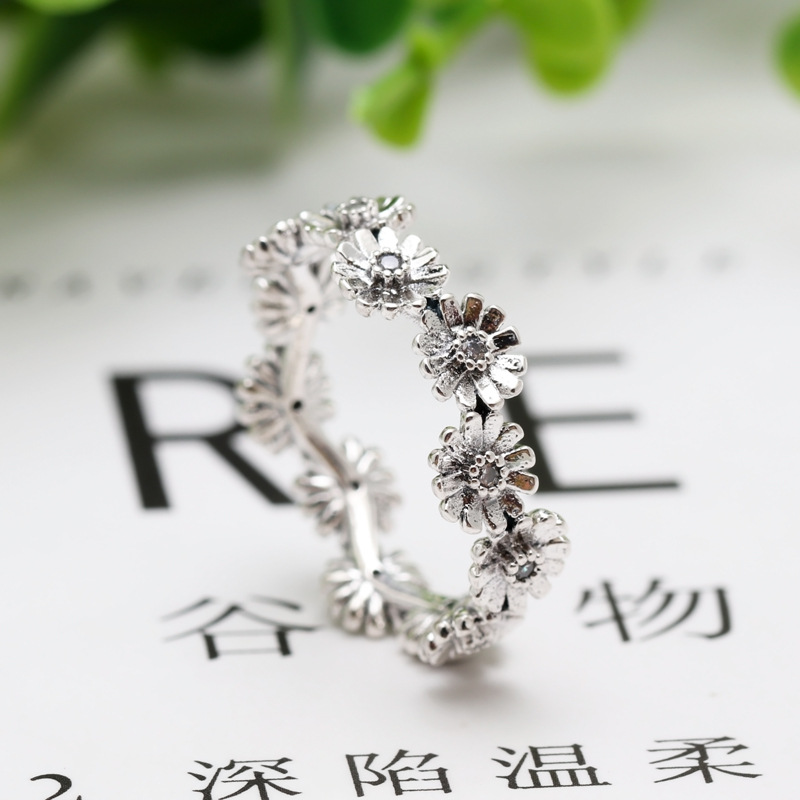 

Free shipping Authentic 925 Sterling Silver Daisy Flower Rings CZ Crystal Ring For Women European Original DIY Jewelry