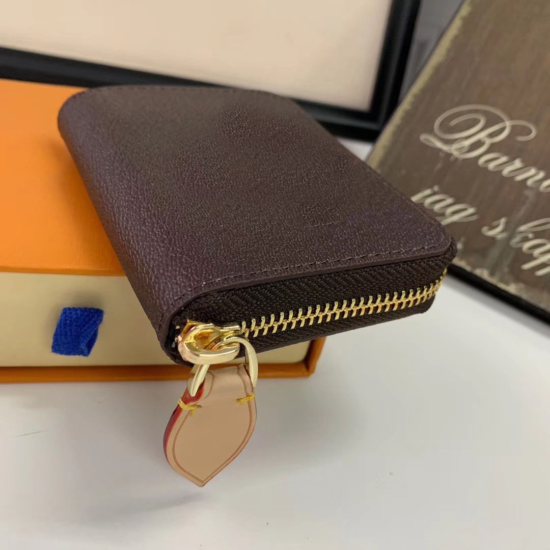 

Designer Fashion Women Coin Purse Men Zipper Wallet Wholesale with box High Quality free shopping M67690, Brown