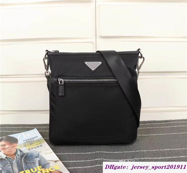 

Factory global wholesale classic luxury package Canvas leather cowhide men's shoulder bag best quality handbag 0819 size 28 cm 26 cm 2 cm, 11