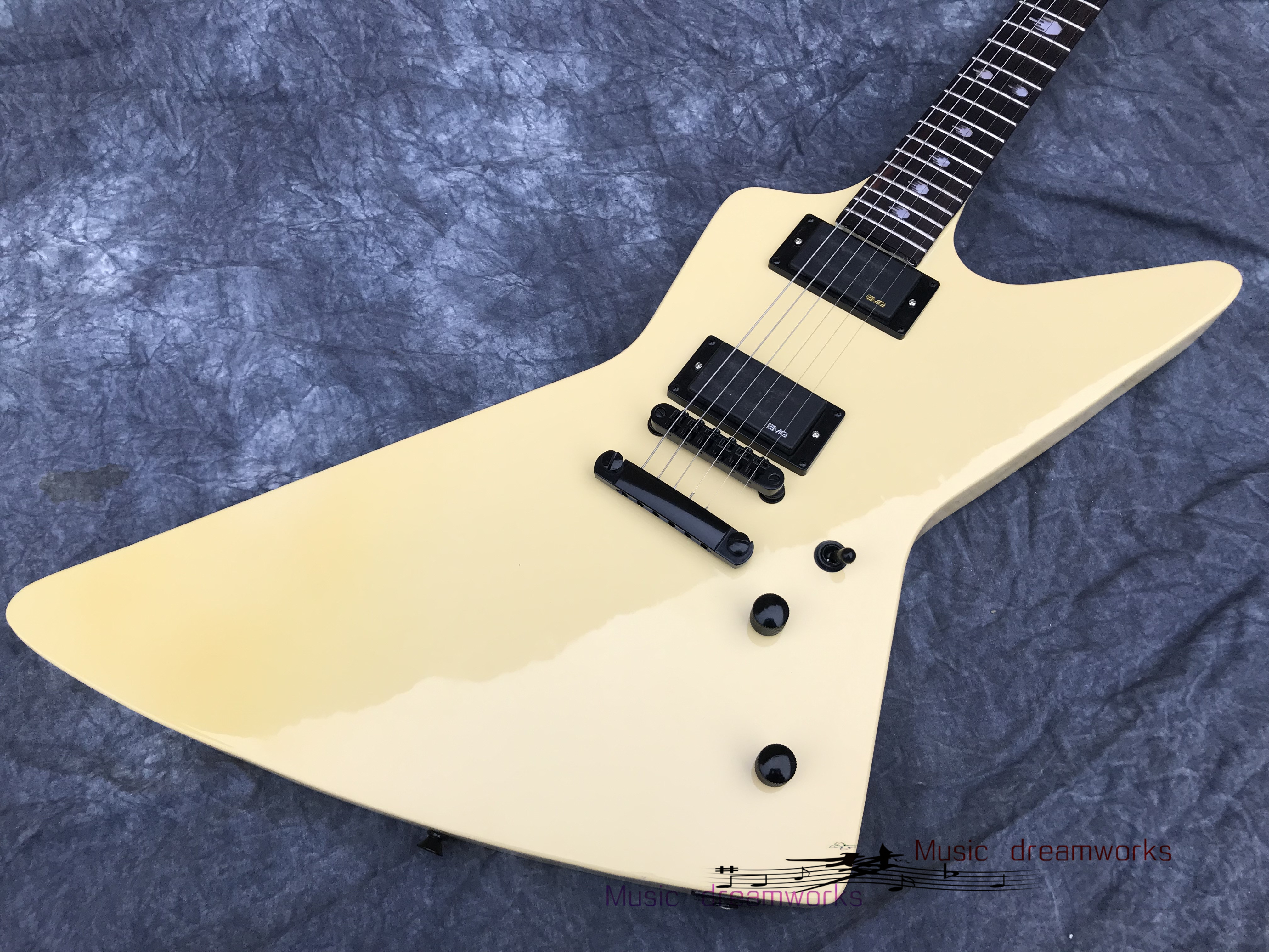 

Rare Heavy Metallic James Hetfield MX-220 Signature Cream White Explorer Electric Guitar EET FUK Fingerboard Inlay, Copy EMG Pickups,