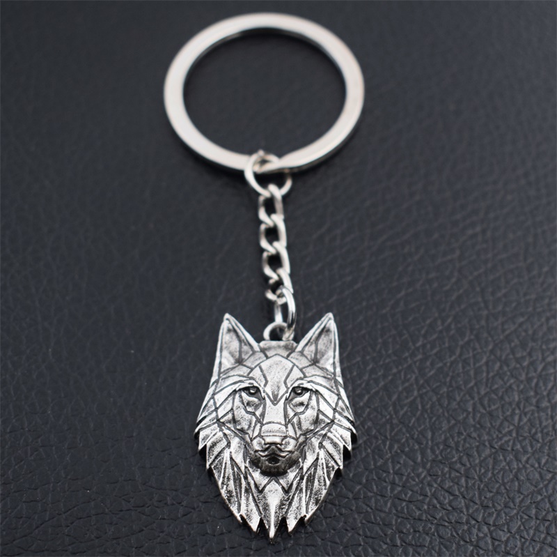 

12pcs Geometric Origami Wolf Keychain Men Car Gift Souvenirs Wild Animal Keychain