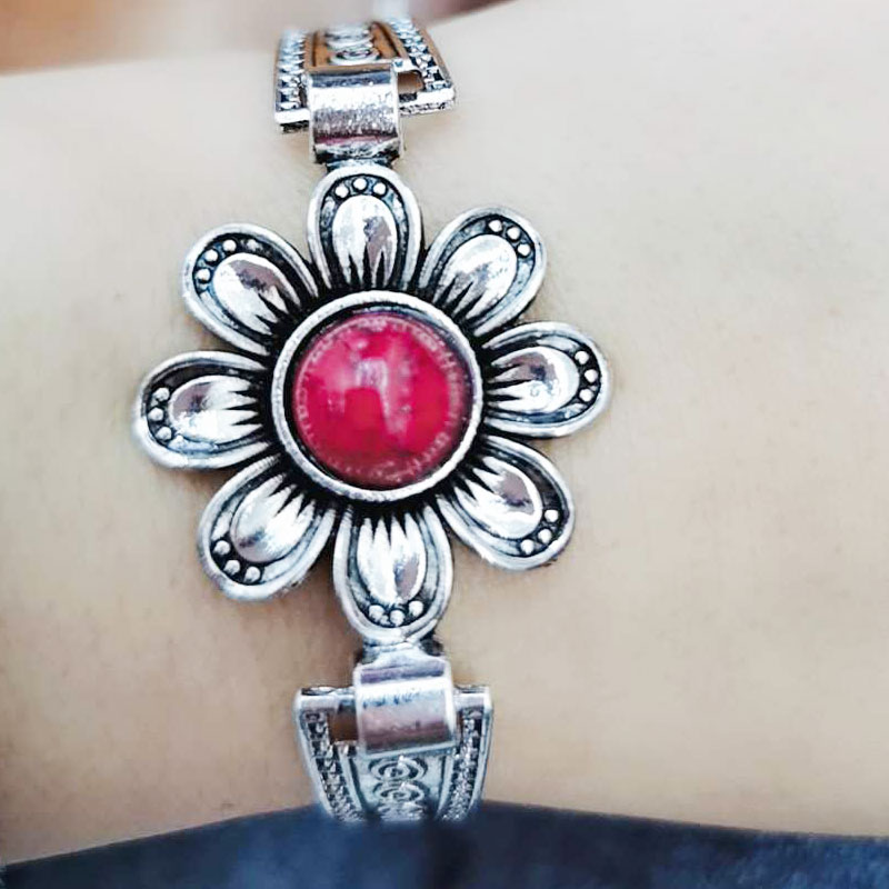 

Retro Bohemian wind alloy ladies beads bracelet