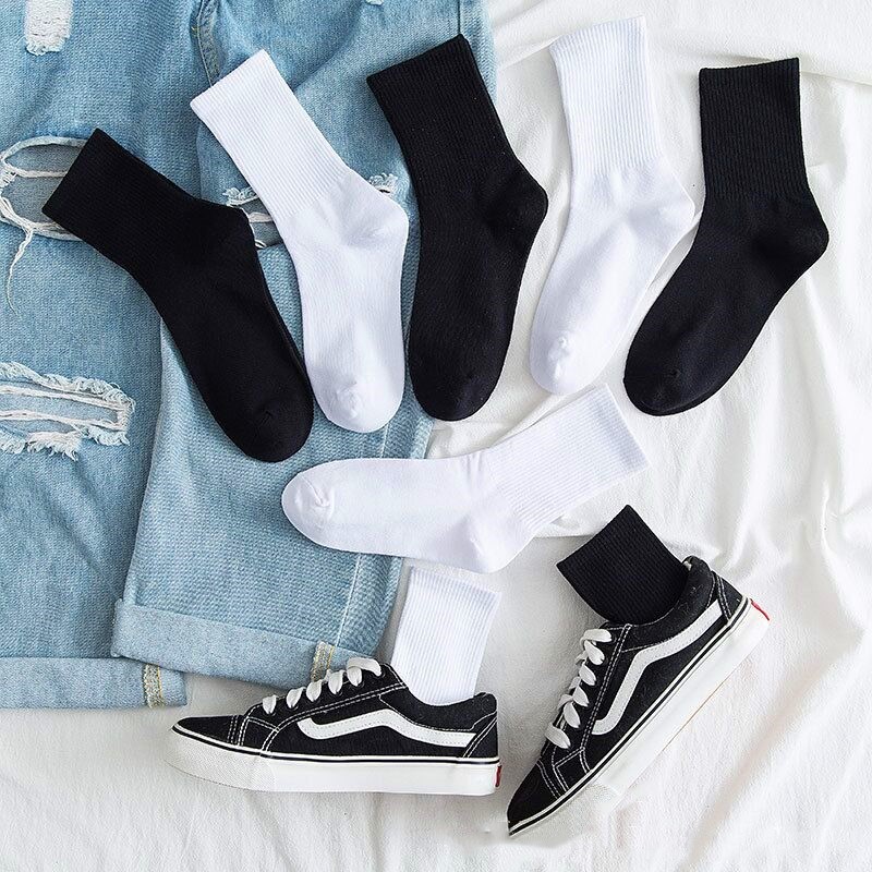 1 Pair Classic Cotton Women Socks Personality Harajuku Black White Skateboard Knitted Sports School Girls Fashion Casual Socks-image-587998361